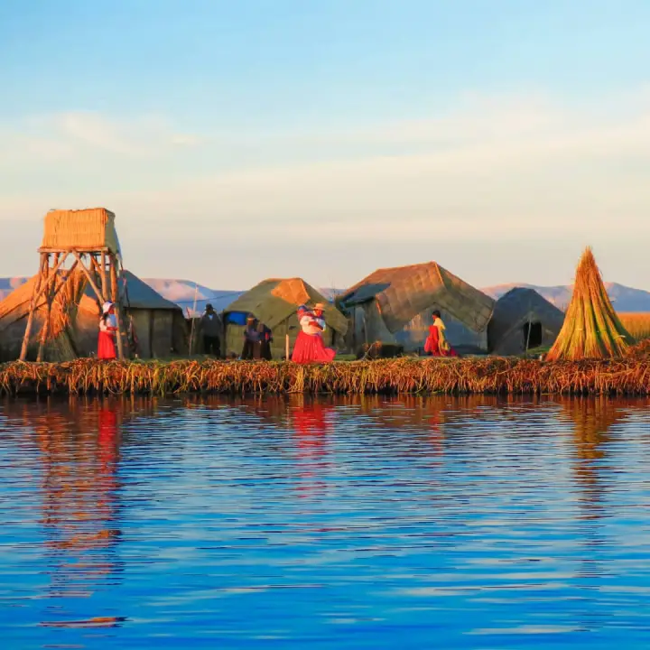 Floating Uros Islands – Amantaní – Taquile Tour – 2 Days / 1 Night