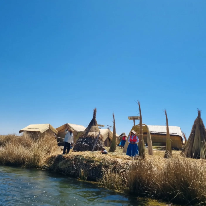 Uros Tour (Floating Islands) – Half Day