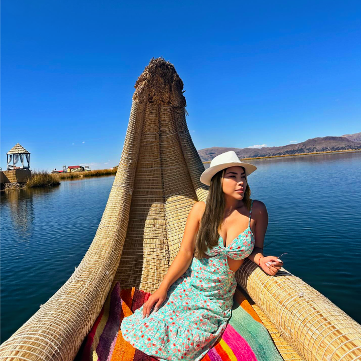 Uros – Amantaní – Taquile Tour – 2 Days / 1 Night